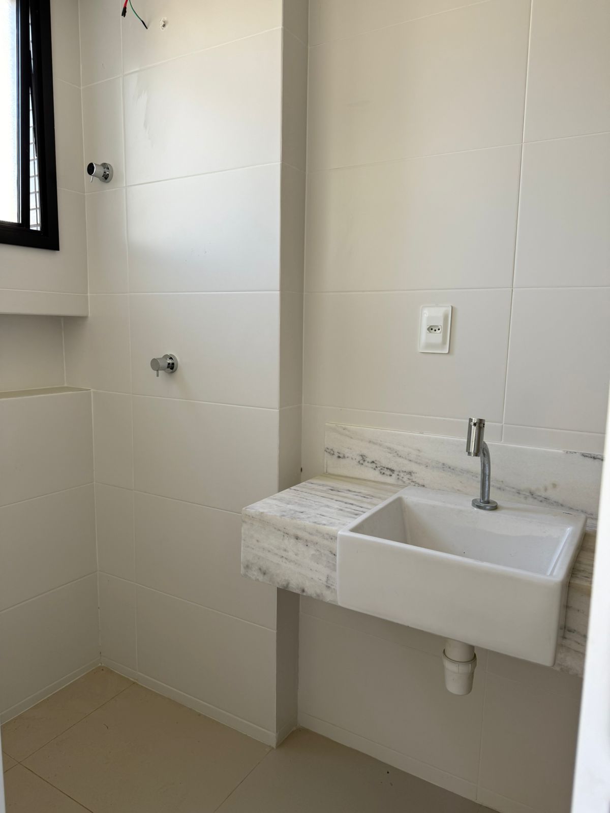 Área Privativa Bairro Liberdade (foto 6)